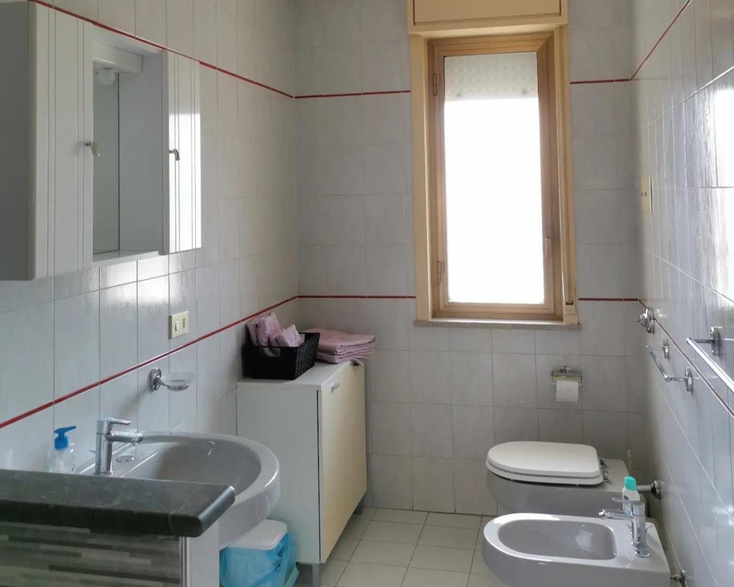 Lorenzo Guest Suite With Free Private Parking-- Cantieri Culturali Palermo Exterior photo